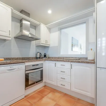 Apartman 203 Arruzafa Sea View *