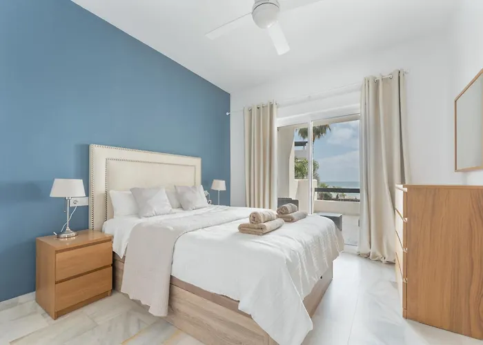 203 Arruzafa Sea View