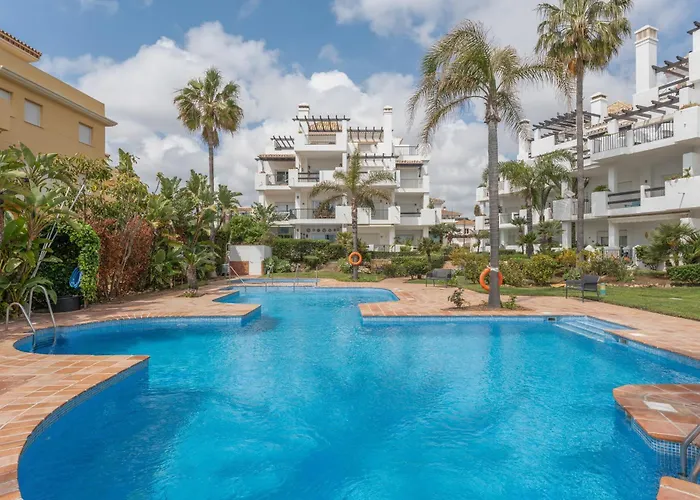203 Arruzafa Sea View 아파트